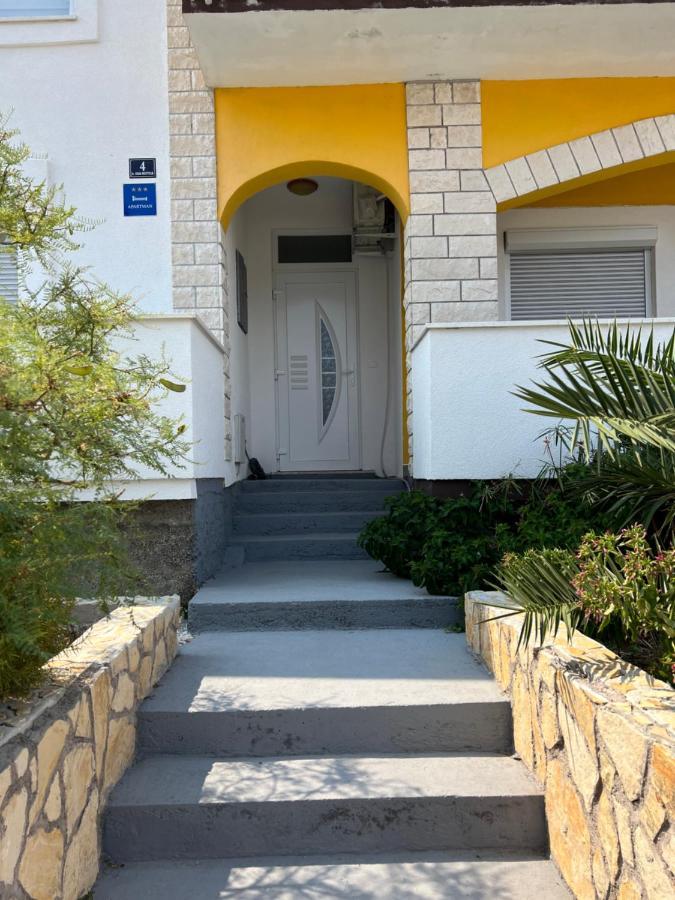 Apartment Vujcic Donji Okrug  Extérieur photo