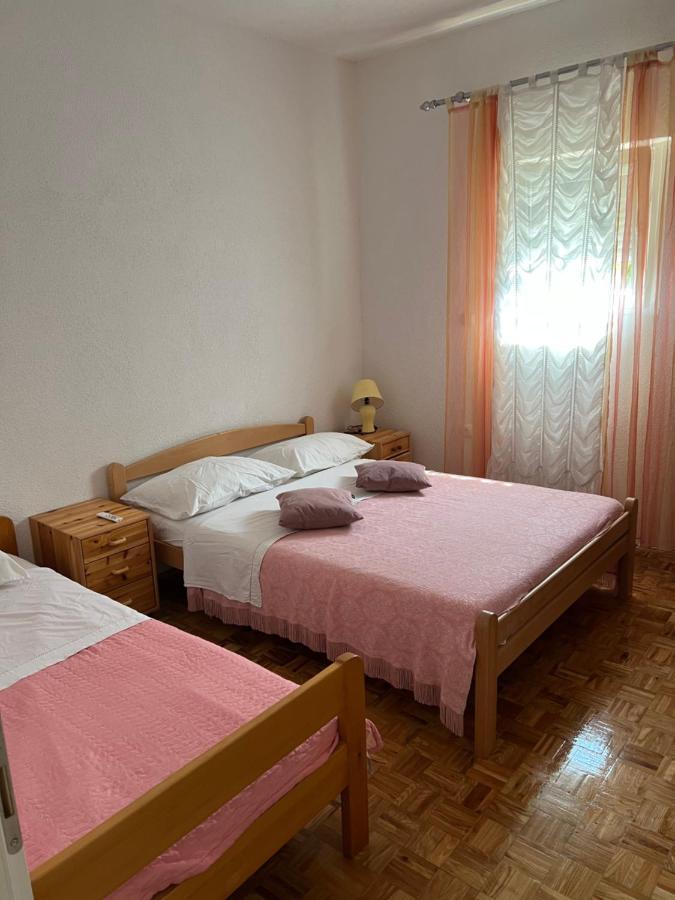 Apartment Vujcic Donji Okrug  Extérieur photo